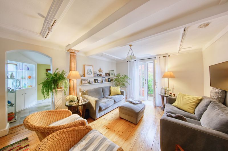 Property photo 2 of 15 Reception