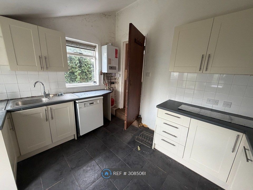 Property photo 3 of 3