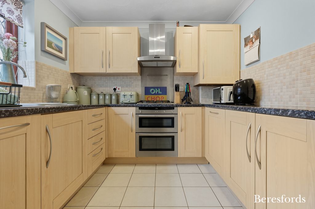 Property photo 2 of 22 Picture No. 04