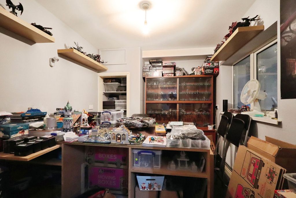 Additional image 11 of 4 bed semi-detached house for saleBranston Road, Burton-On-Trent DE14