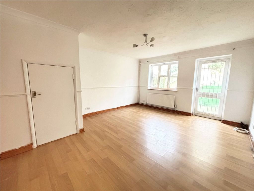 Property photo 3 of 12 Picture No. 06