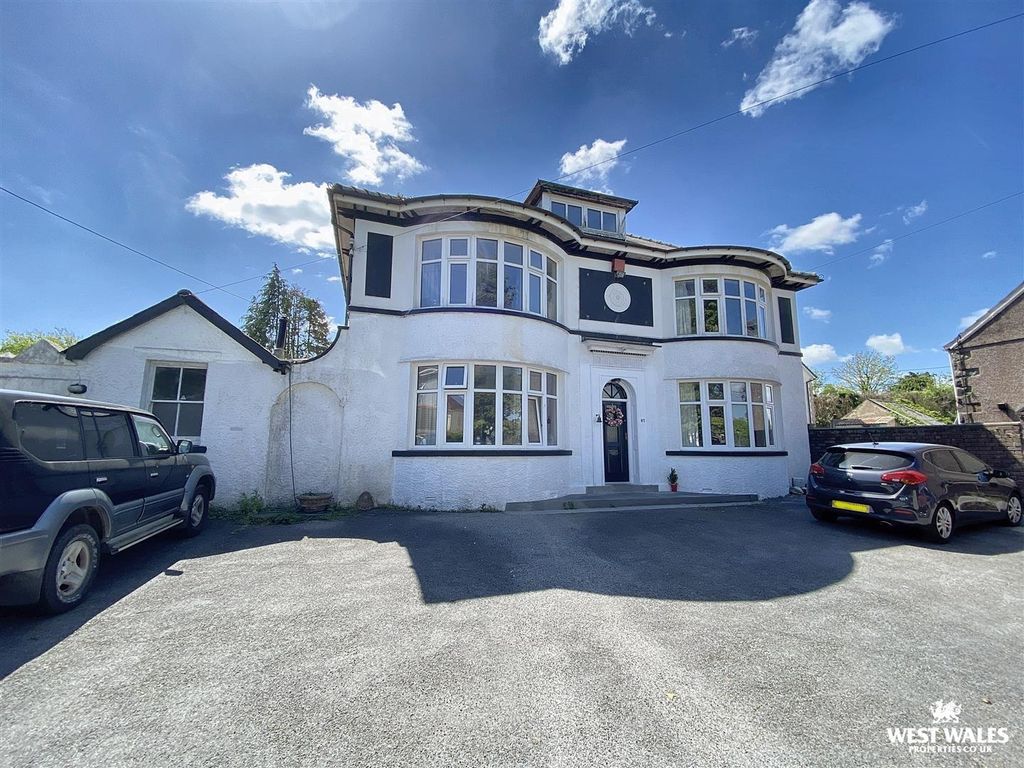 Property photo 1 of 25 Siovivdvv0Mwafr2Np-_Wg.Jpg