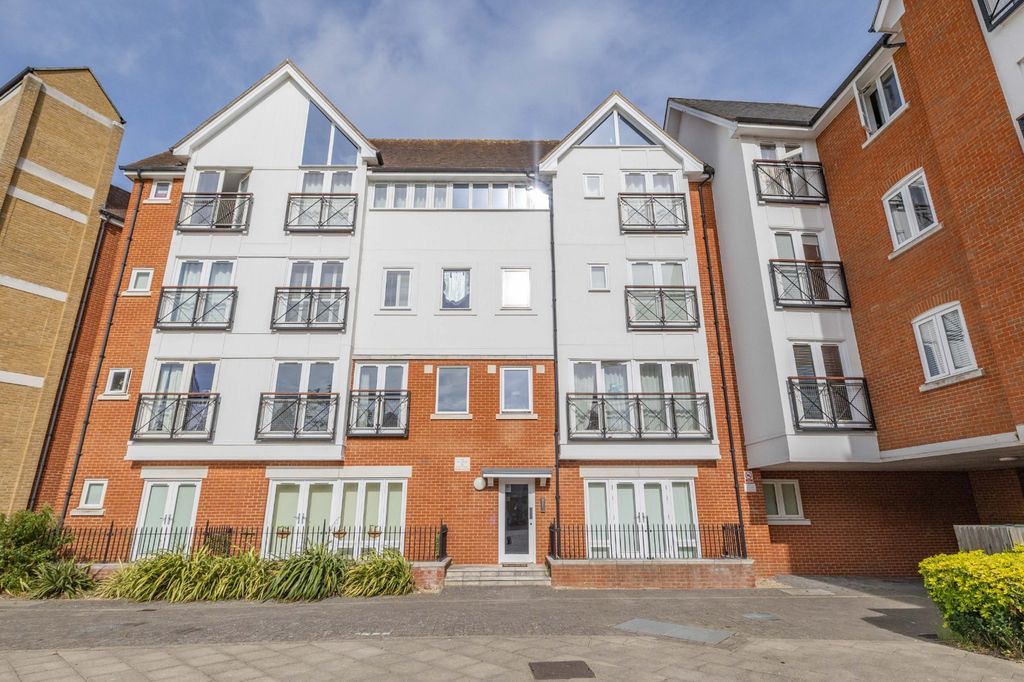 Property photo 1 of 8 Picture 1