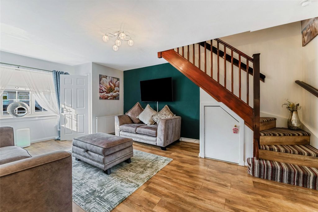 Property photo 2 of 24 Picture No. 18