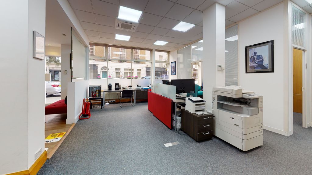 Property photo 3 of 17 Ground Floor Office