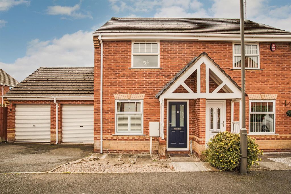 Property photo 1 of 19