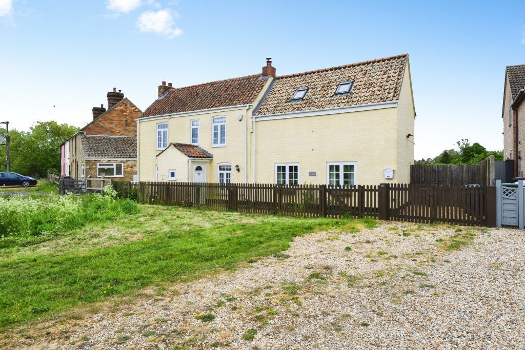 Property photo 1 of 21