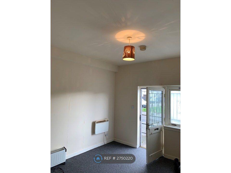 Property photo 2 of 3