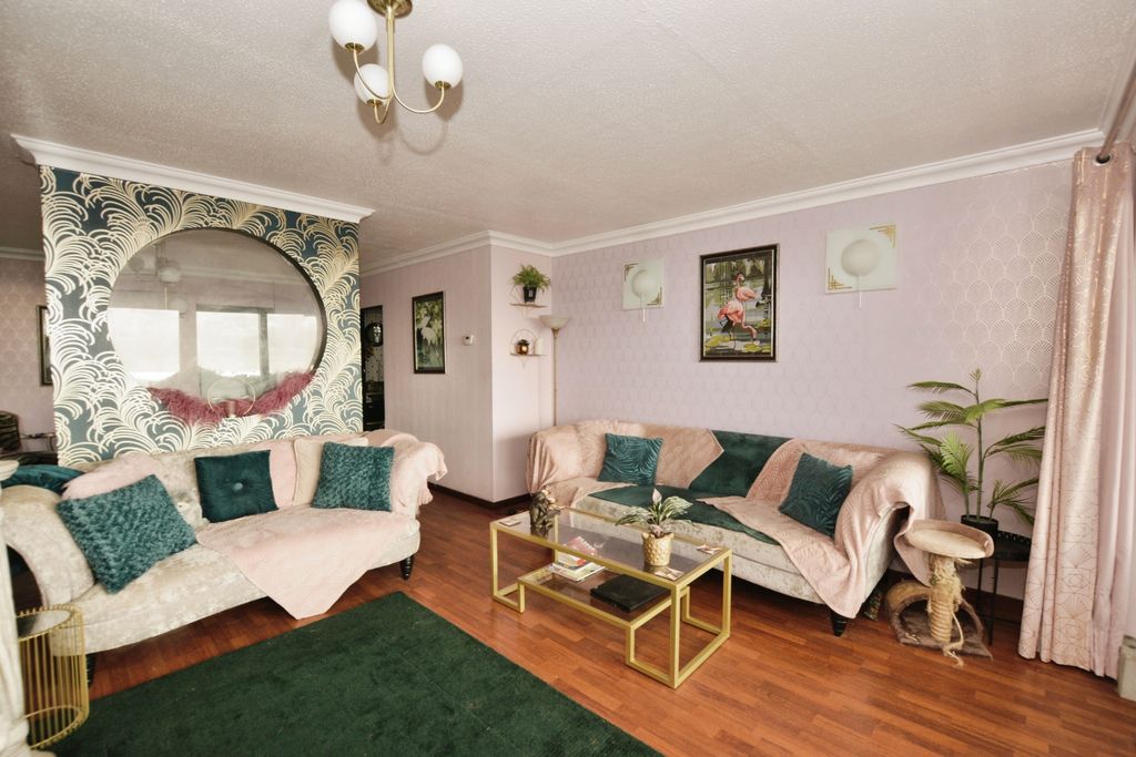 Property photo 2 of 17 Living Room