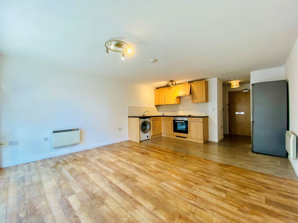 Property photo 1 of 9 Living Kitchen Area