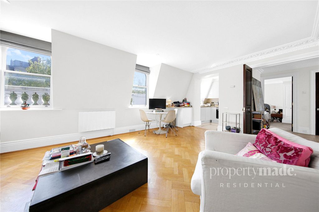 Property photo 2 of 21 Picture No. 07