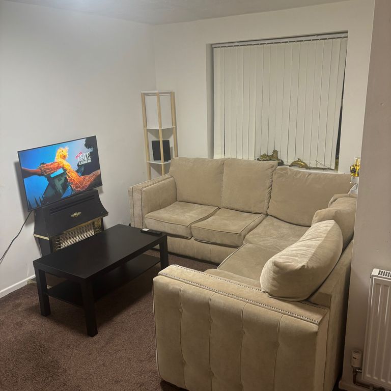 Property photo 2 of 5