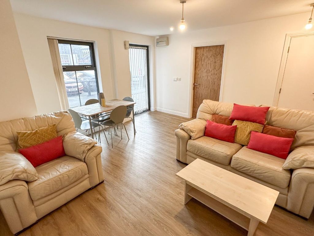 Property photo 2 of 11 Img_9513.Jpg