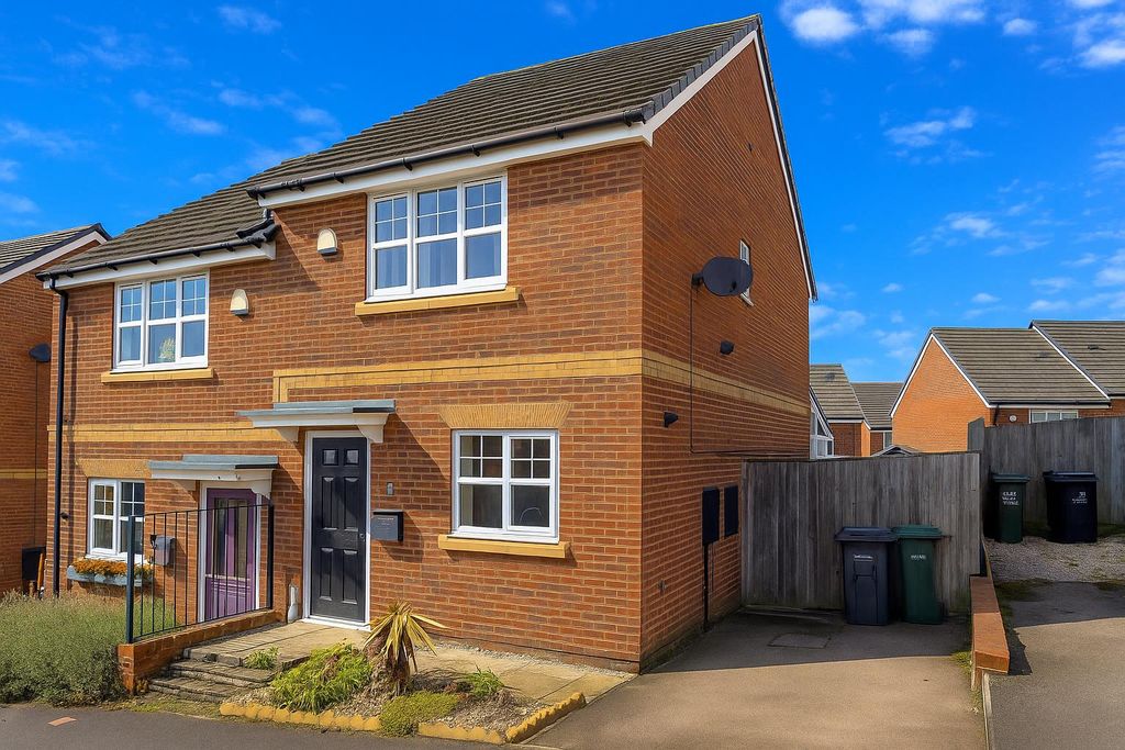 Property photo 1 of 15 Cb4Ca9Ba-8E47-4377-A2c4-7c4A0Cb36809.Png