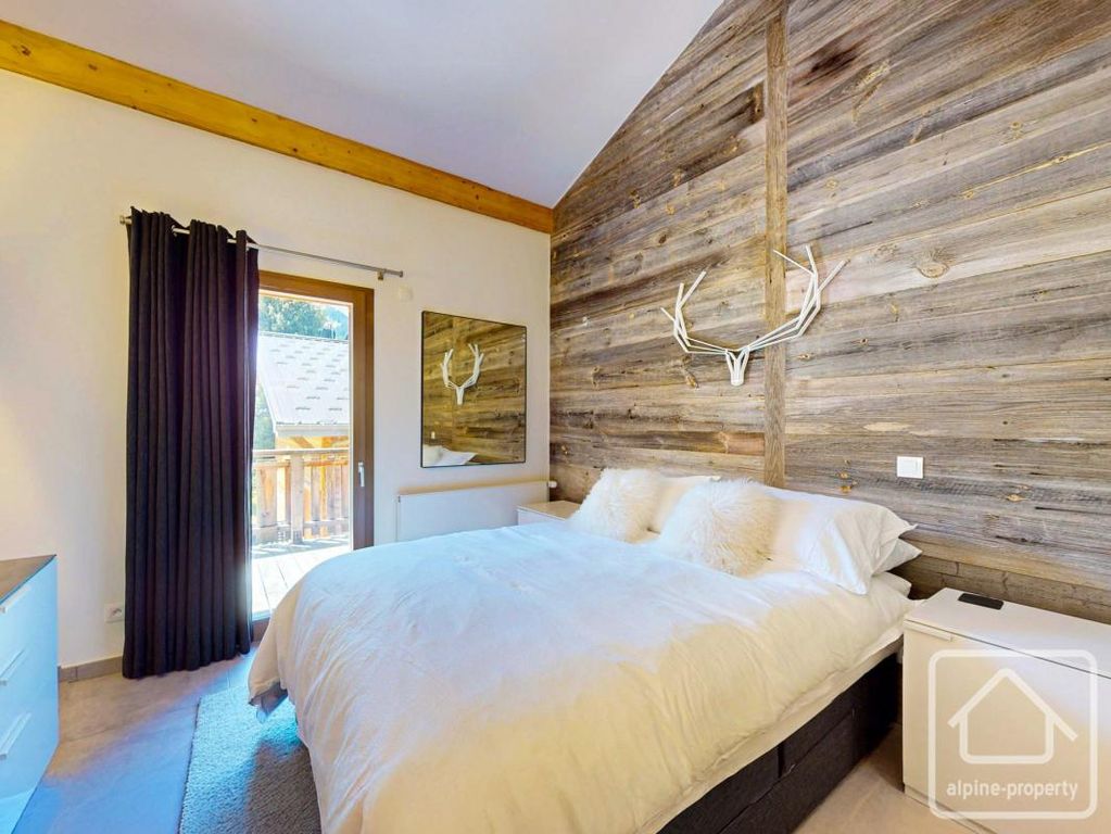 Property photo 3 of 27