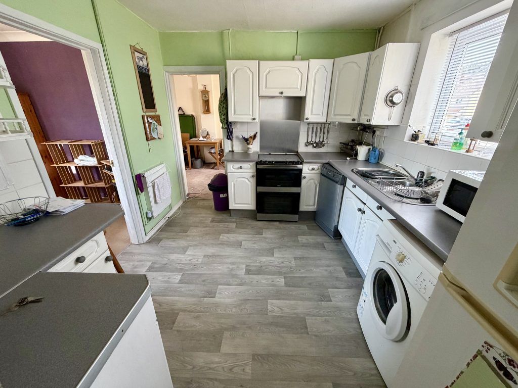 Property photo 2 of 14