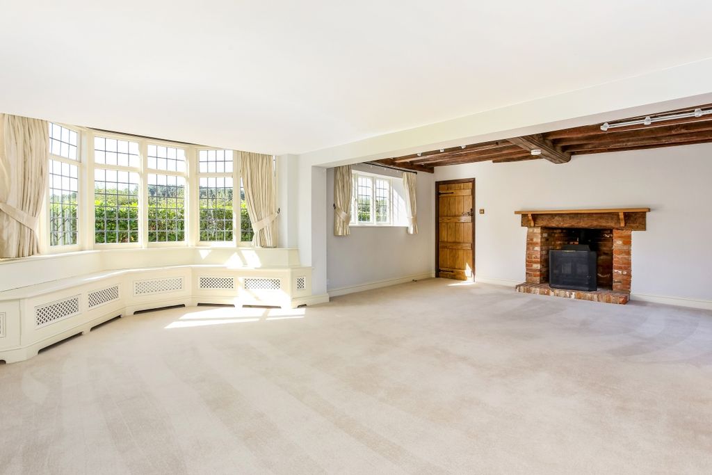 Property photo 3 of 22