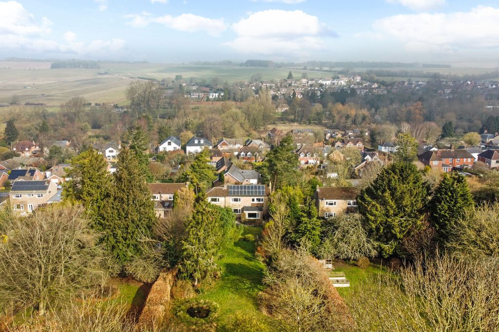 Property photo 2 of 14