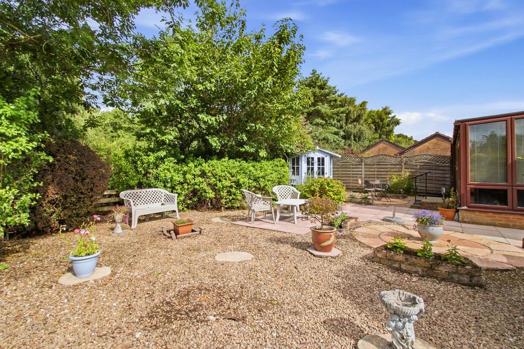 Property photo 2 of 19
