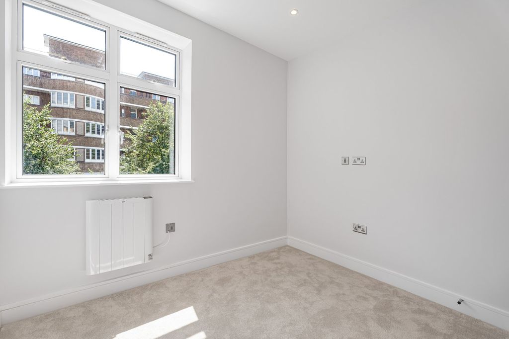 Property photo 3 of 19 Picture No. 03