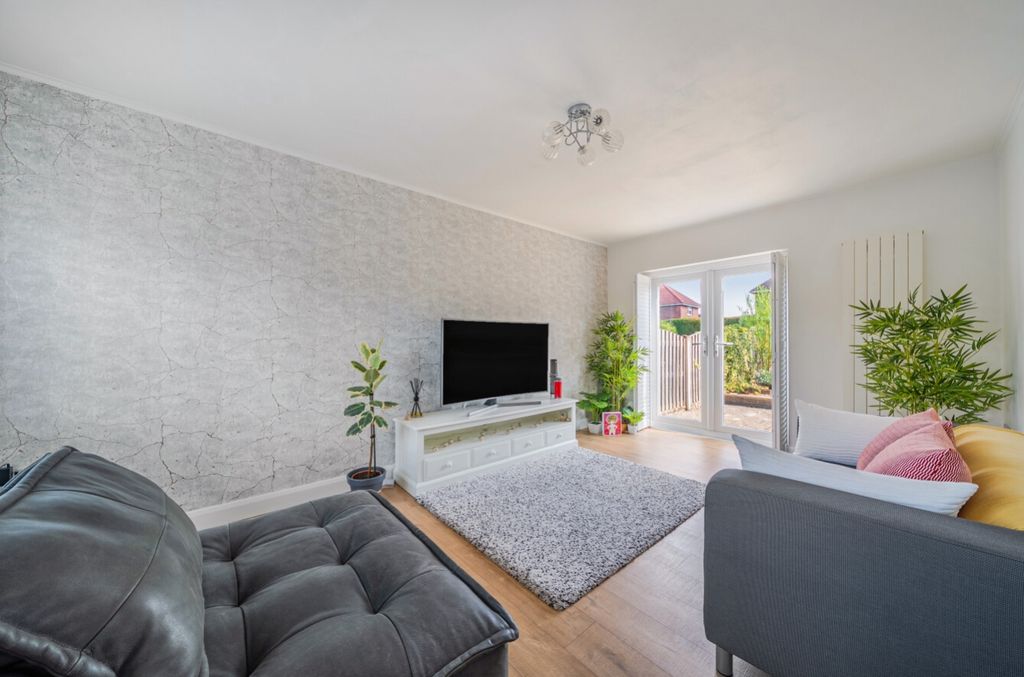 Property photo 3 of 18 Best Estate Agent In Sheffield