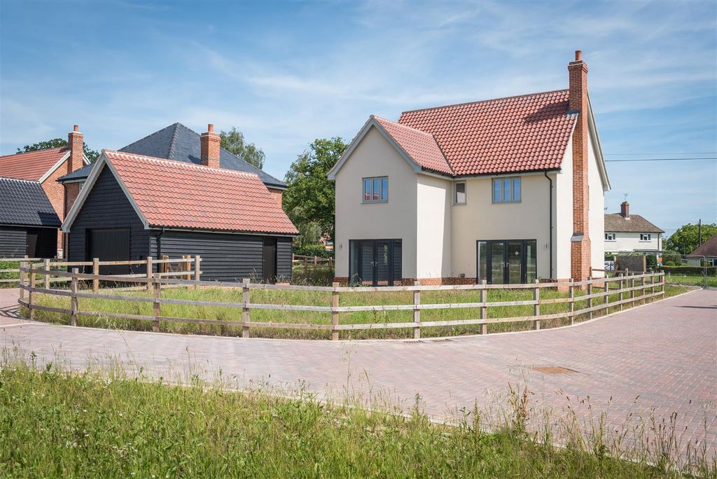 Property photo 1 of 17 Monks Lodge_11.Jpg
