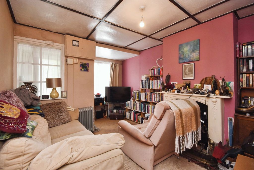 Property photo 3 of 16