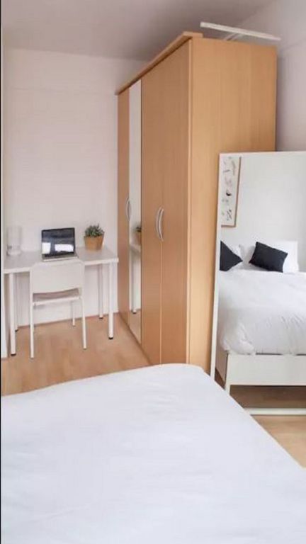 Property photo 3 of 3