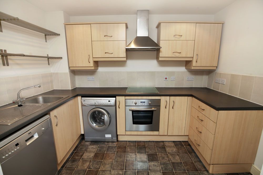 Property photo 2 of 12