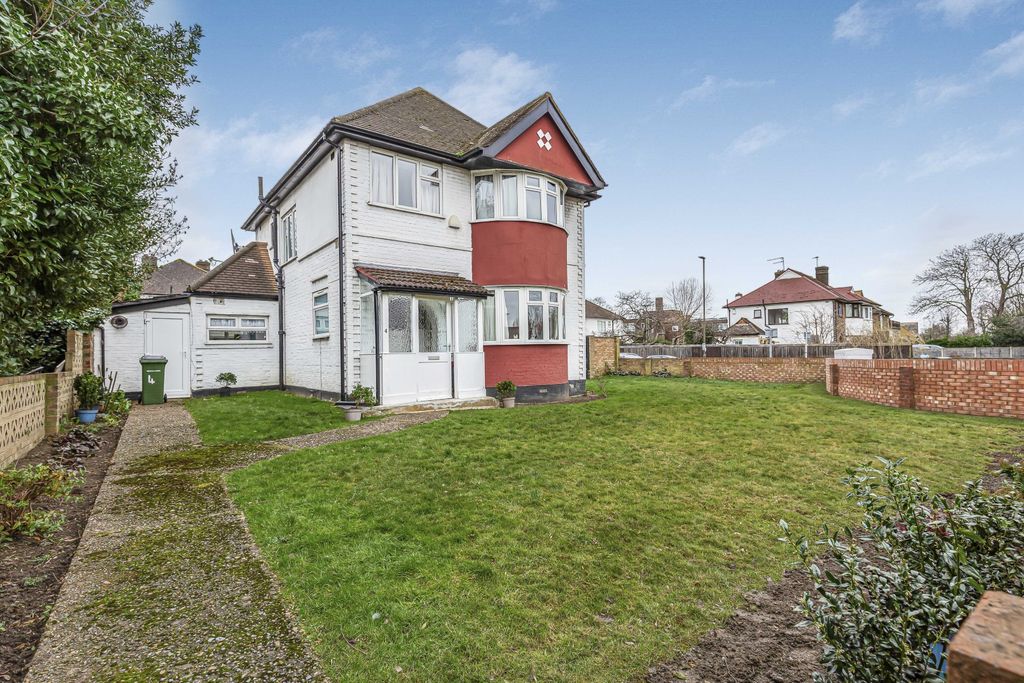Property photo 2 of 14