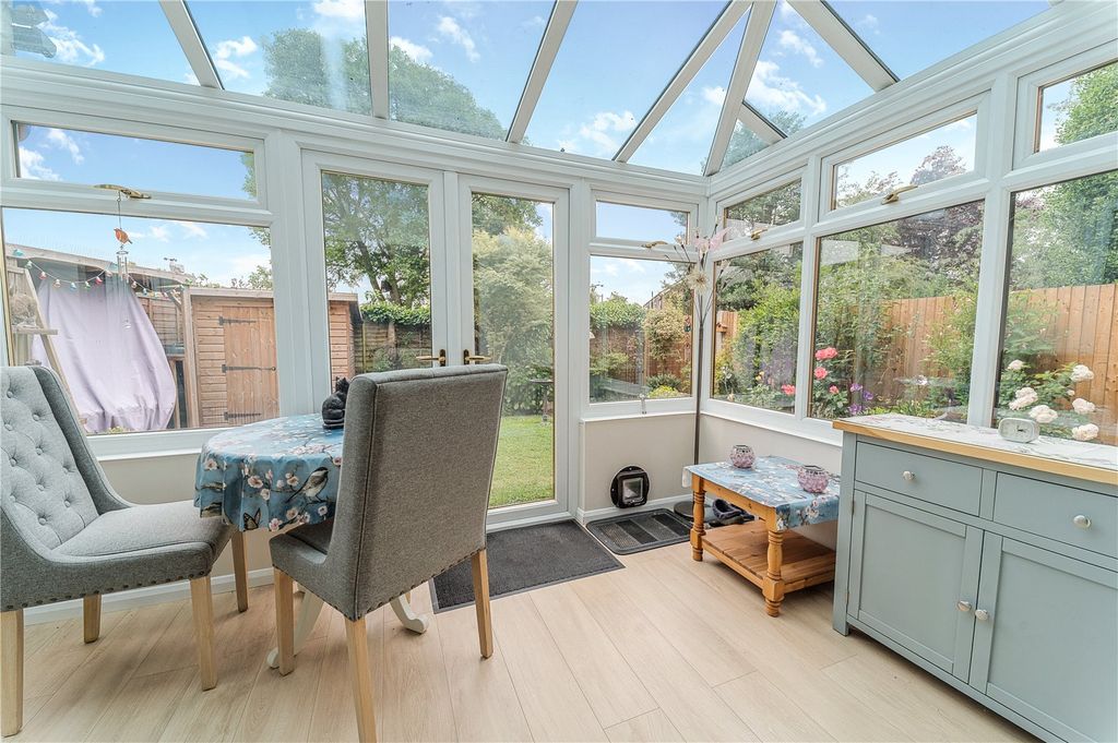 Property photo 3 of 13 Conservatory