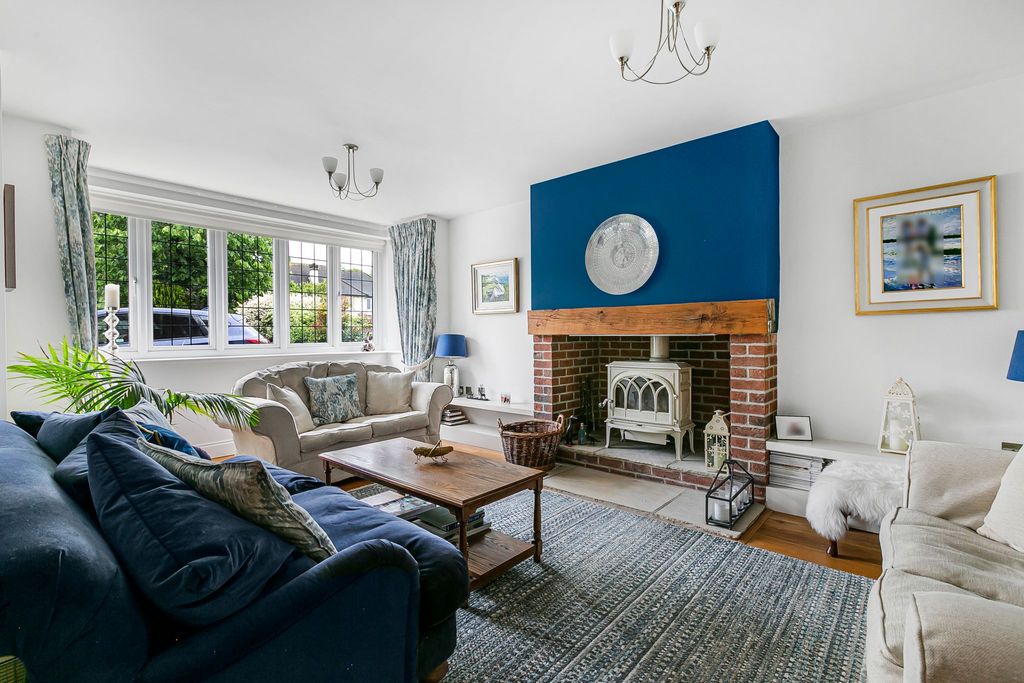 Additional image 6 of 5 bed detached house for saleGeorges Wood Road, Brookmans Park, Hatfield AL9
