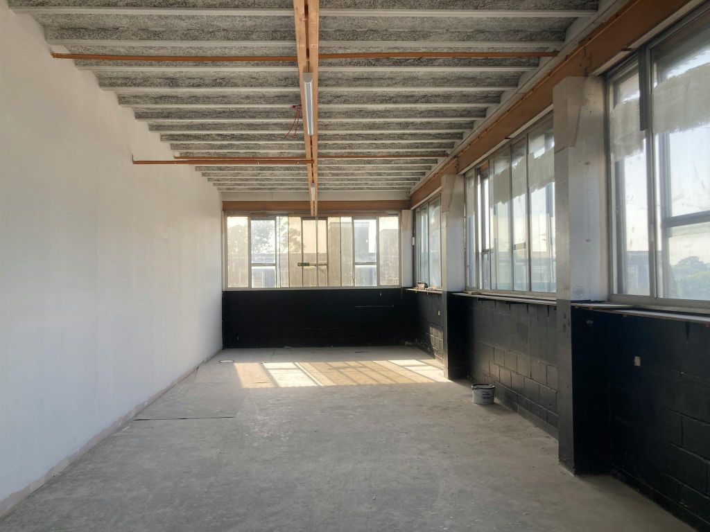 Property photo 2 of 7 Unit 8