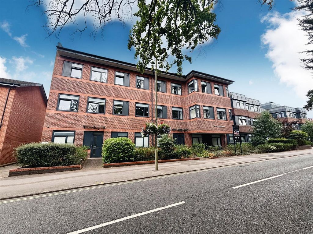 Property photo 1 of 13 External