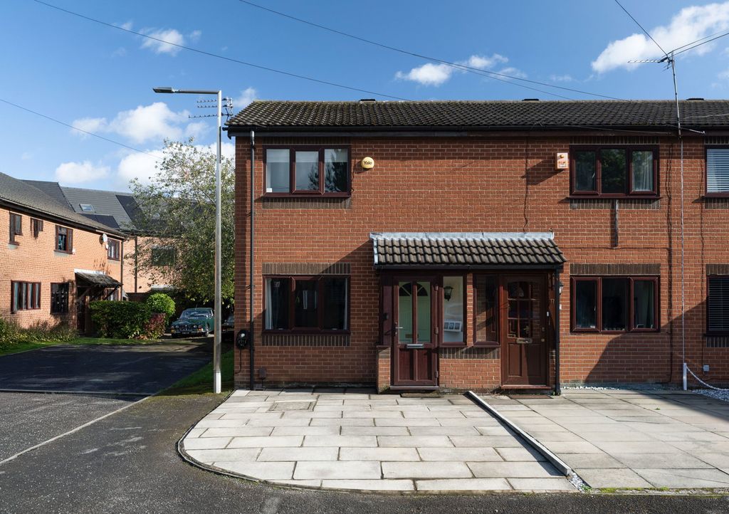 Property photo 3 of 18
