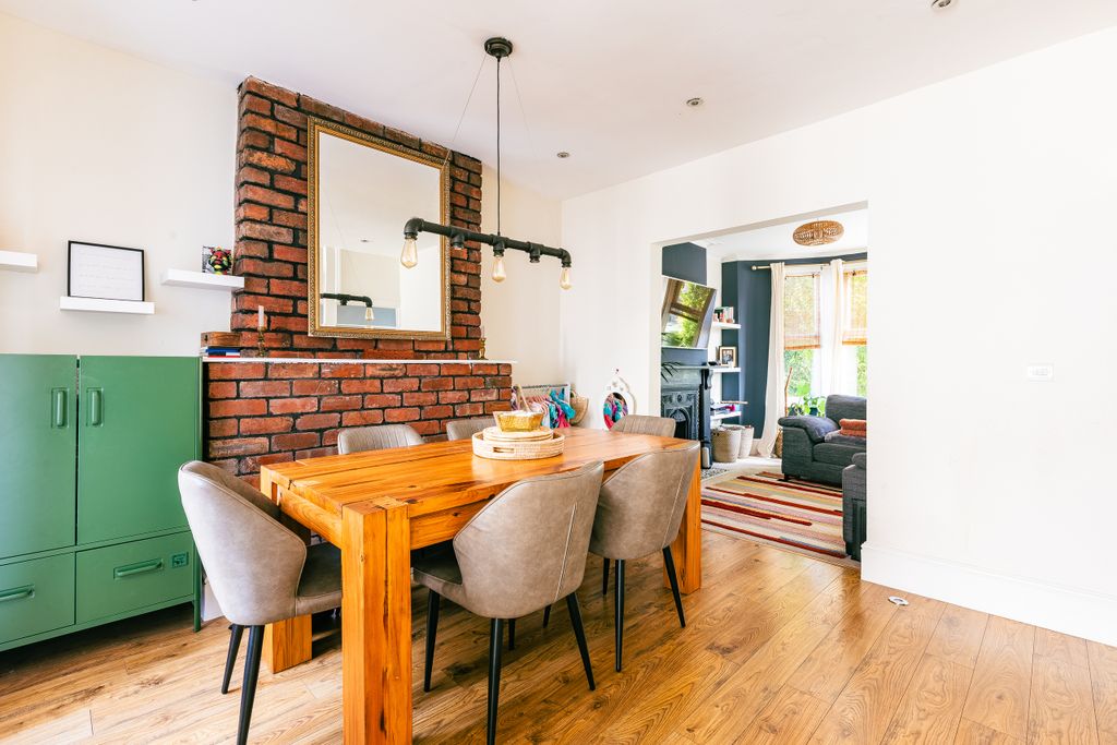 Property photo 1 of 19 1