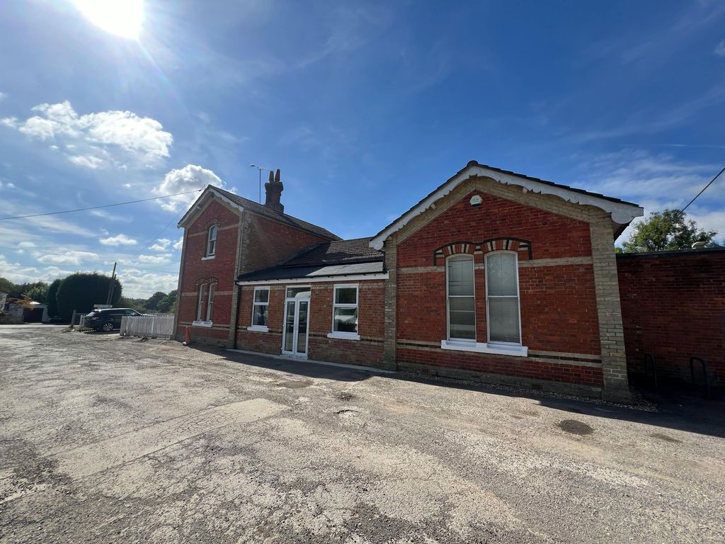 Property photo 2 of 8 Img_3583.Jpg