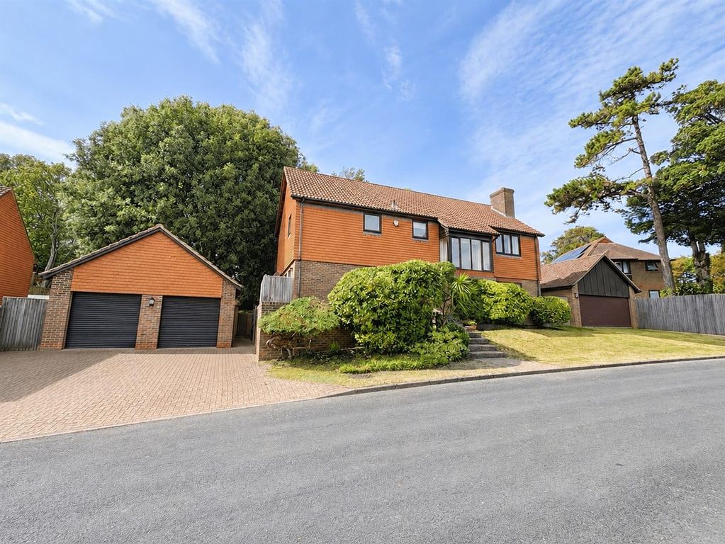 Property photo 1 of 17 7Eefbd42-58C0-4591-Bac2-C44F0Ff8Fc59.Png