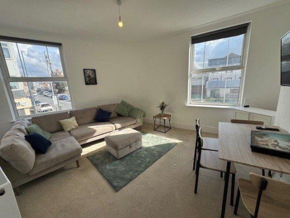 Property photo 1 of 6 8863614.Jpg