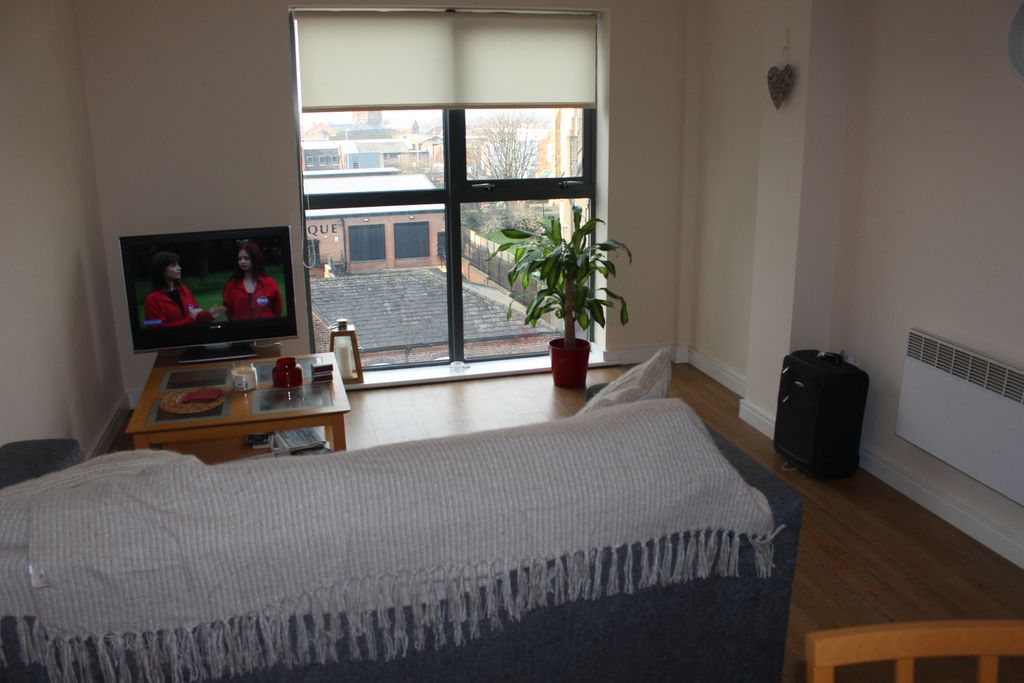 Property photo 3 of 6