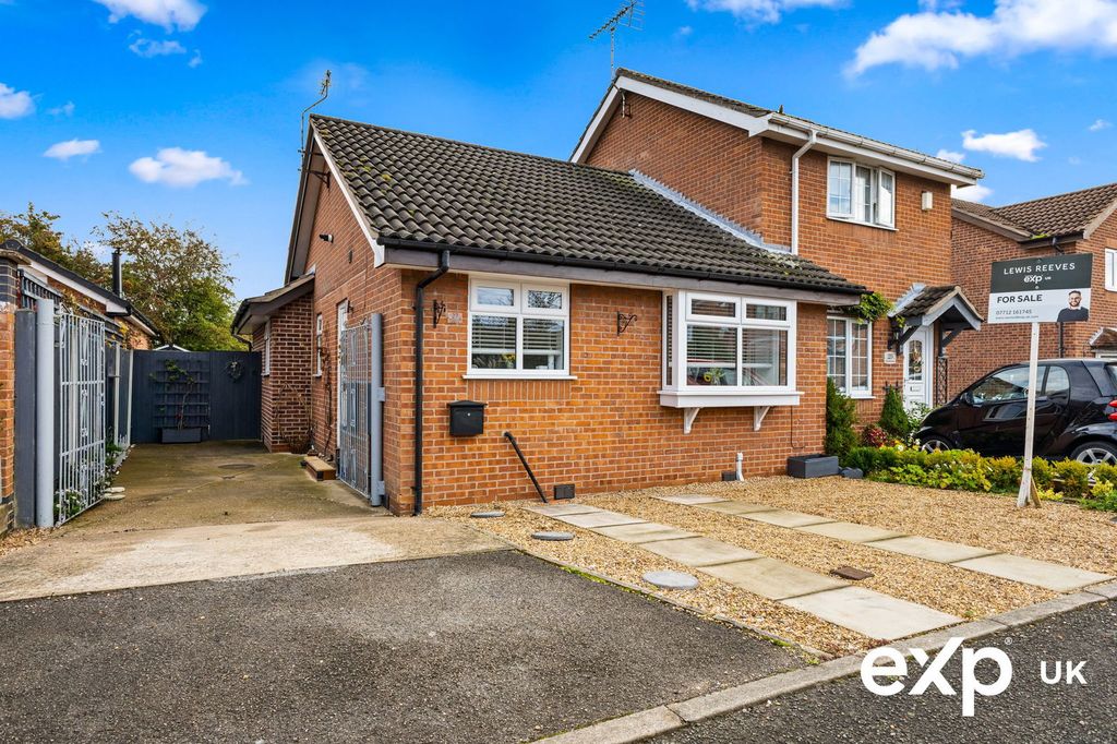 Property photo 3 of 23