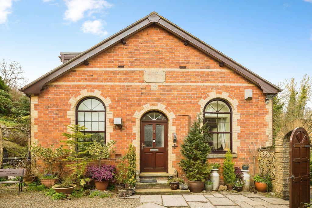 Property photo 2 of 44 Pbox-Img.Jpg