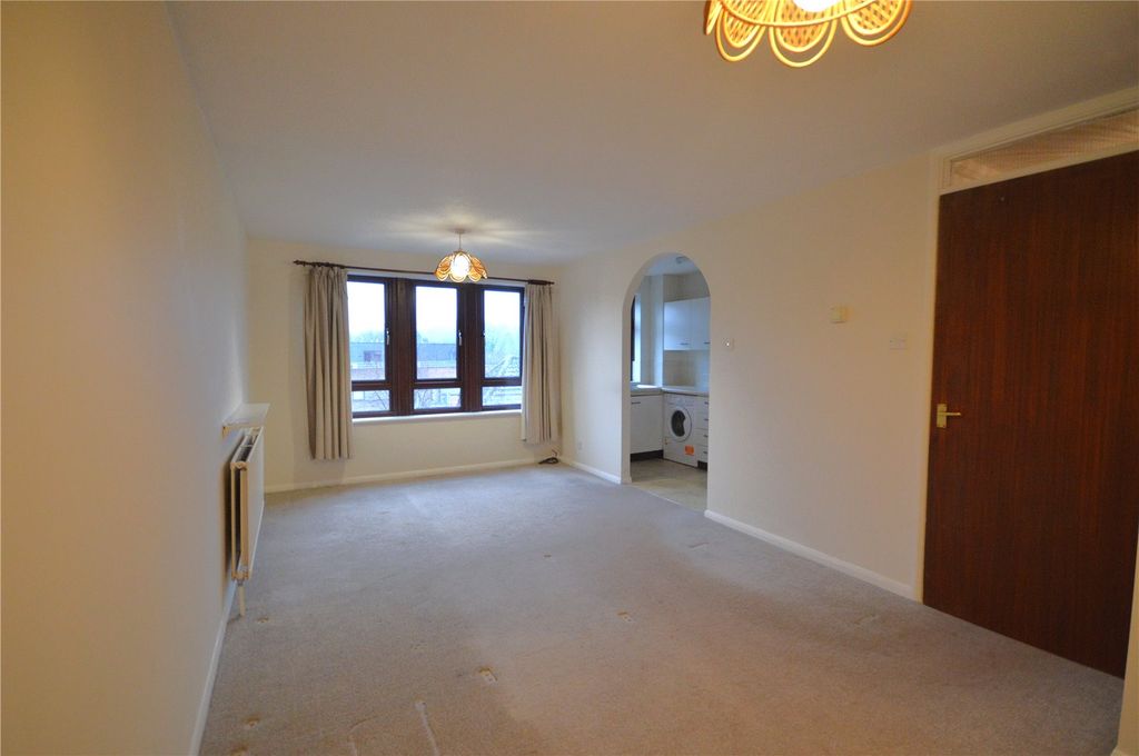 Property photo 3 of 7 Picture No. 15