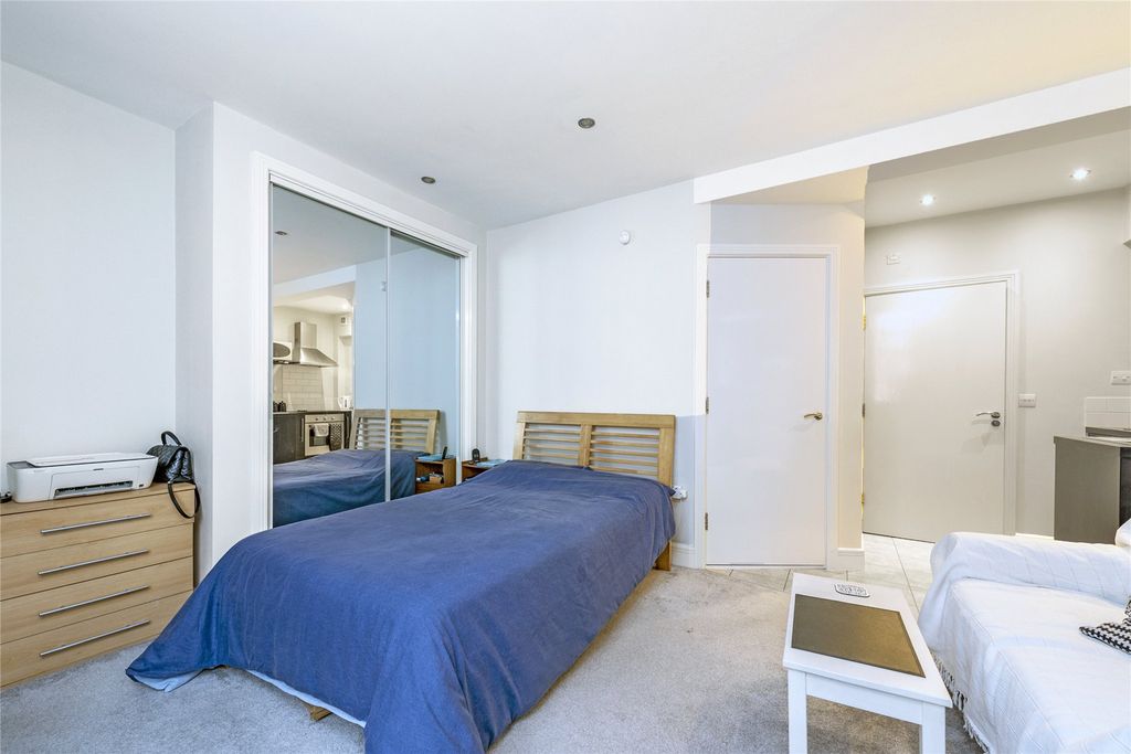 Property photo 3 of 8 Picture No. 03