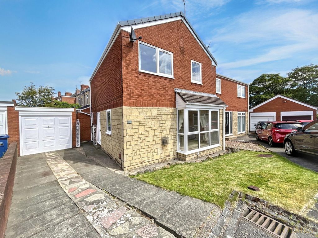 Property photo 1 of 19