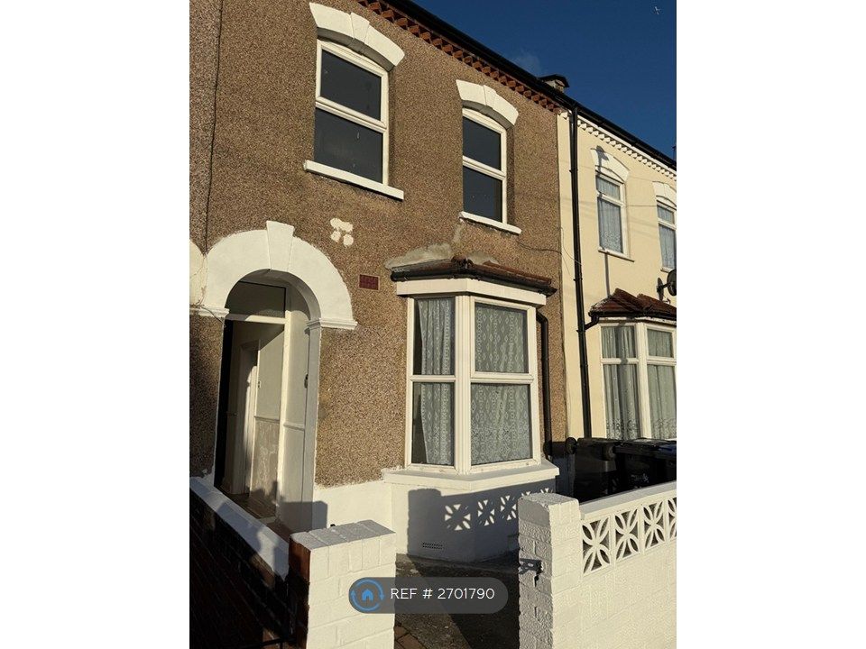 Property photo 2 of 6 Front Of House