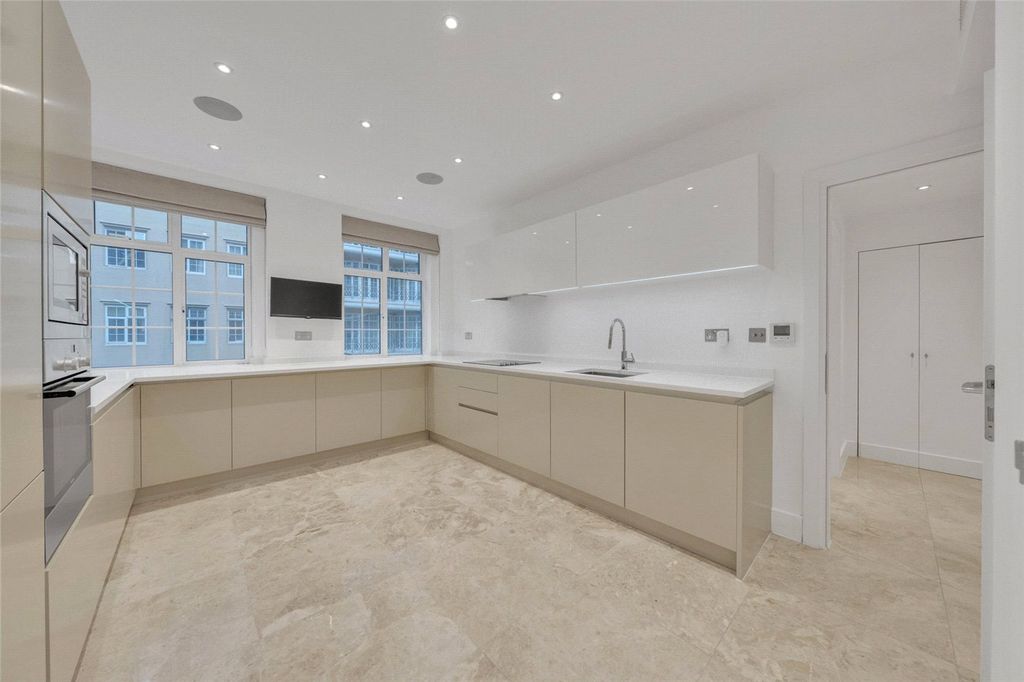 Property photo 3 of 14 Picture No. 25