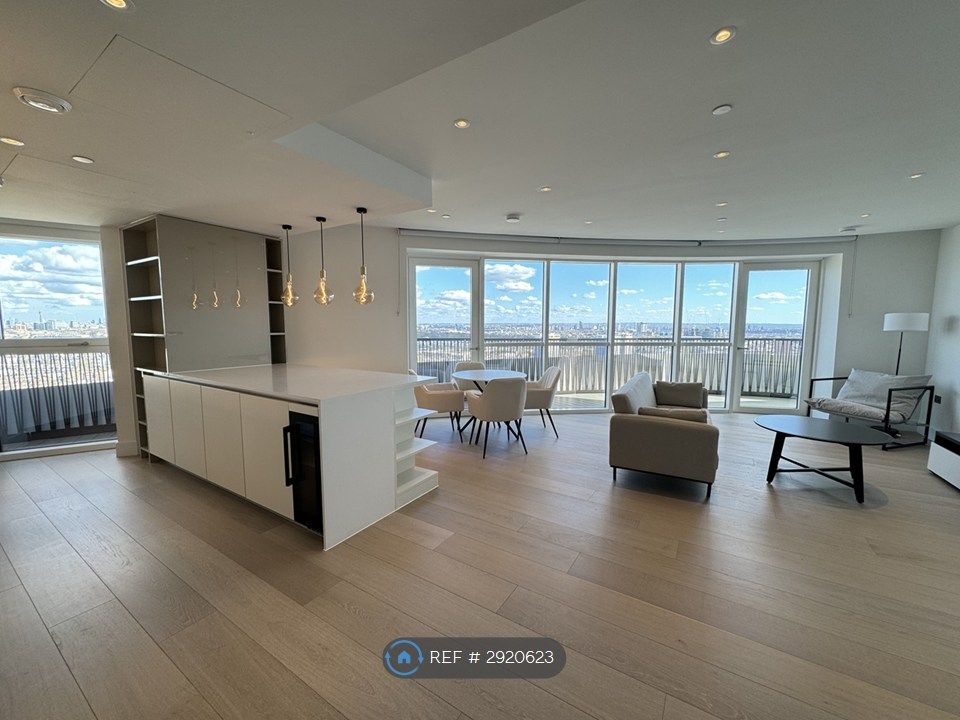 Property photo 2 of 31