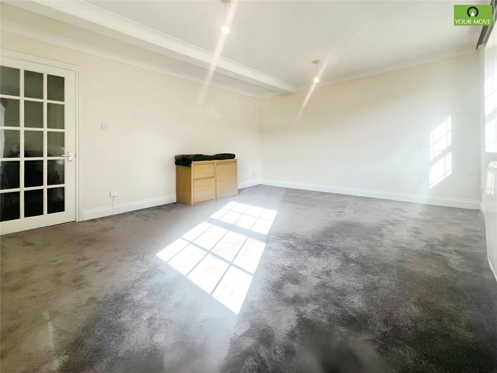 Property photo 2 of 10 Picture No. 05