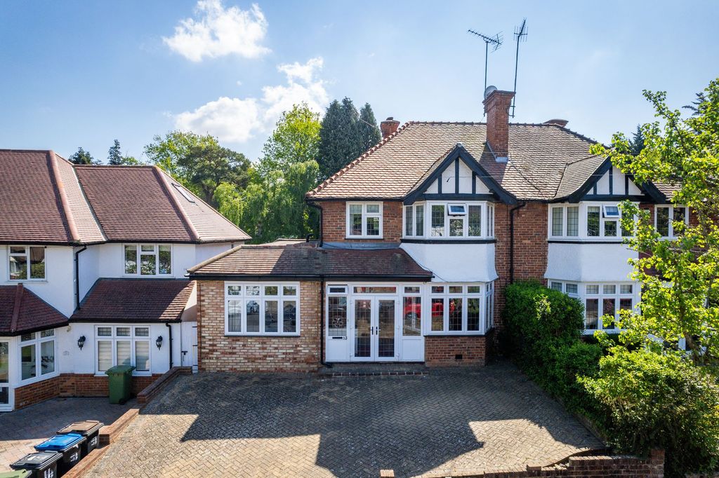 Property photo 1 of 20